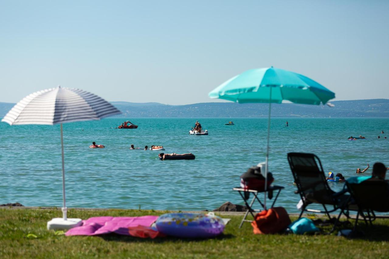 Aranypart Camping & Apartments Siofok Exterior photo