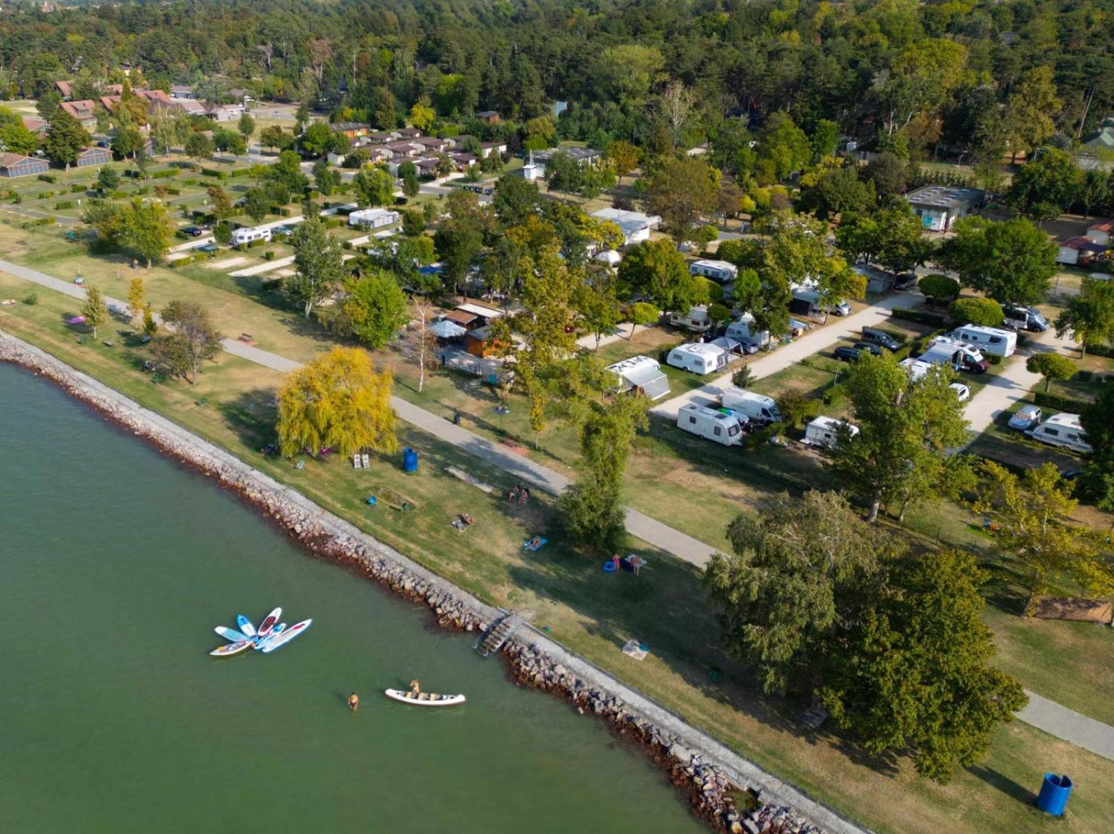 Aranypart Camping & Apartments Siofok Exterior photo